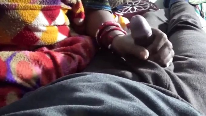 Shabana的妻子用隐藏的相机打手枪