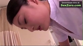 亚洲护士jav高清视...