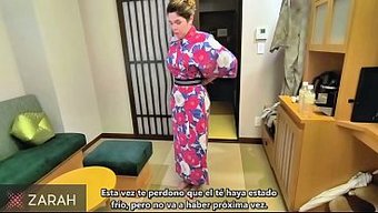 严格的老司机管教日本女佣,内射时玩得又狠又野。