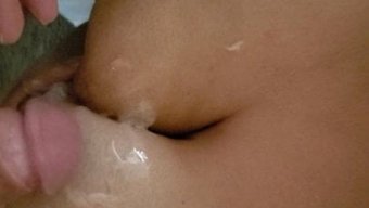 自制视频,展示了阴道...