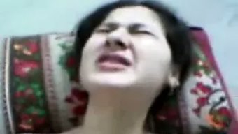 孟加拉女孩在软核视频...
