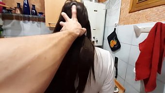 厨房遭遇变成了激烈的...