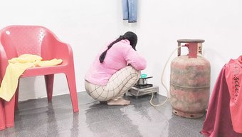 美丽的nri女孩给粗...