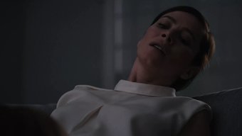 女孩在louisa ...