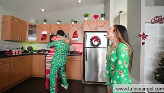 紫色宝石的口交技巧:...