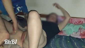 业余情侣拍摄自己做爱