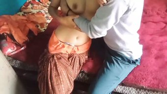 印度妻子的阴道被大鸡...