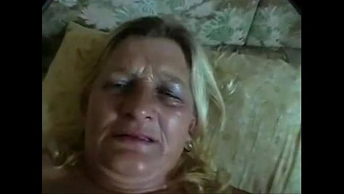 男子拍摄了与妻子母亲的性爱