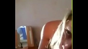 自制妓女被屁股狠狠地操
