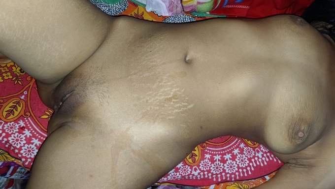 年轻夫妇在高清视频中享受激烈的口交和阴道性交