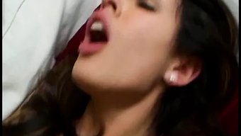 看一个华丽的拉丁美女...