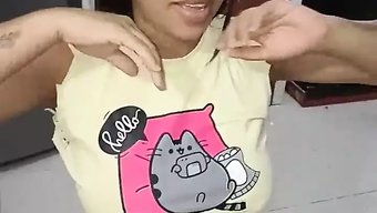 业余哥伦比亚少女被她...