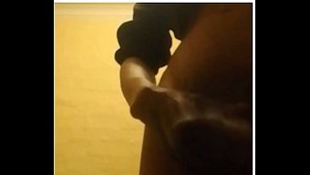 直男pretoria邀约打手枪,撸到爽翻天