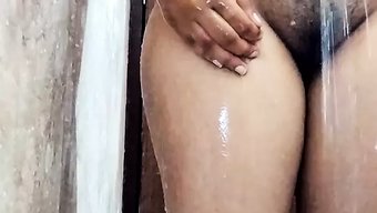 印度女孩的自制视频,...