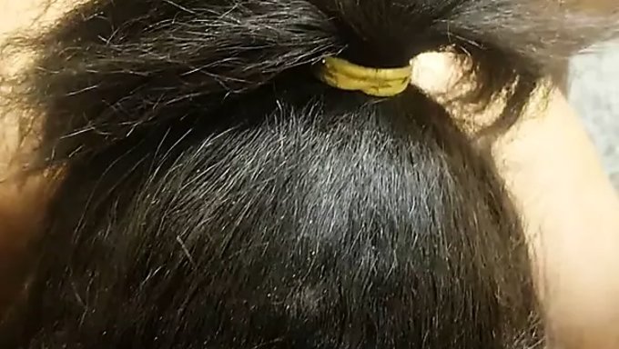 美麗的胖女人在高清視頻中穿著大雞巴的屁股