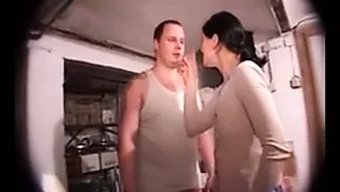 德国熟女参与肛交游戏