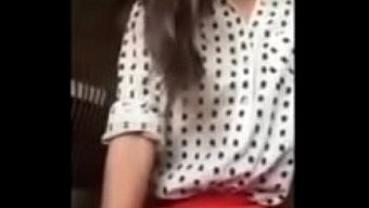 业余少女的网络摄像头...
