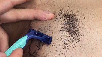 深喉和自制视频中的性...
