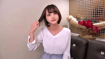 娇小的138cm日本...