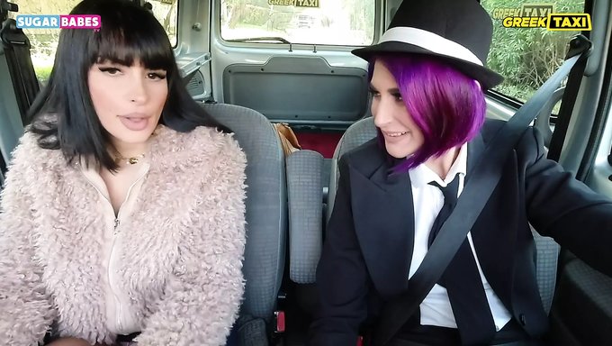 Elena Hatzi的大天然乳房和69动作的合集
