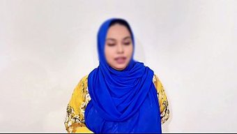 禁忌的继兄妹关系在镜头前变成性爱