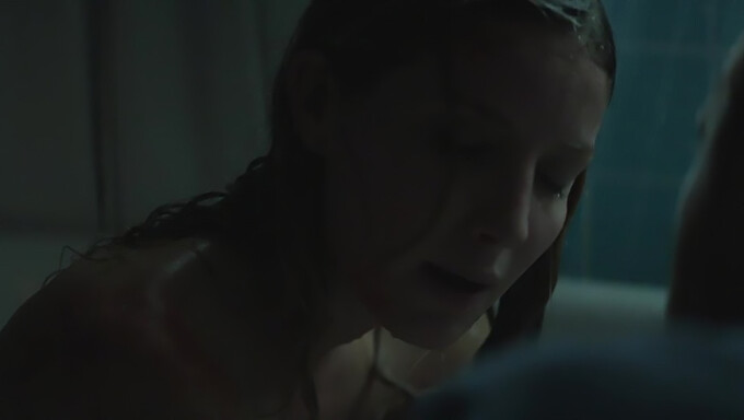 Annabelle Wallis的感性接吻和自慰"来找我"