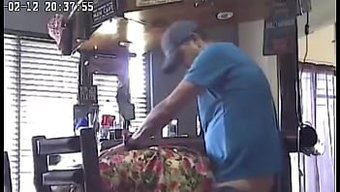 自制视频捕捉到我的丈...