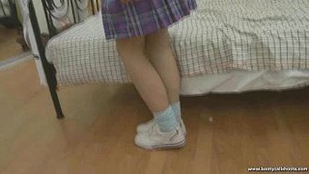 少女业余爱好者享受使...