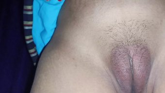 印度18岁女孩的紧致...