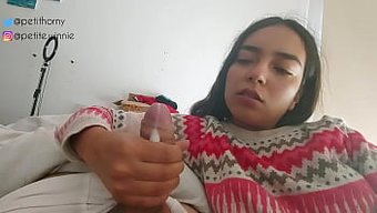 我无法满足继表妹的大...