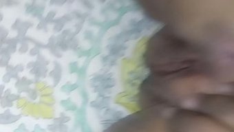 大屁股的熟女妻子被操...