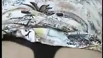 成熟的家庭主妇在热辣...