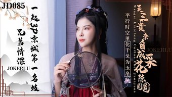 经典三人行,复古色情...