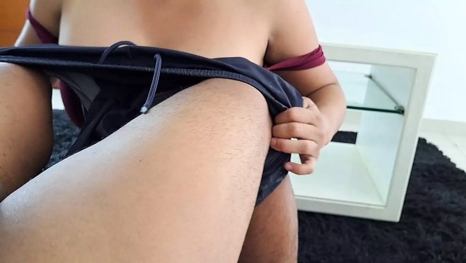 熟女继母掌控局面,在pov中口交