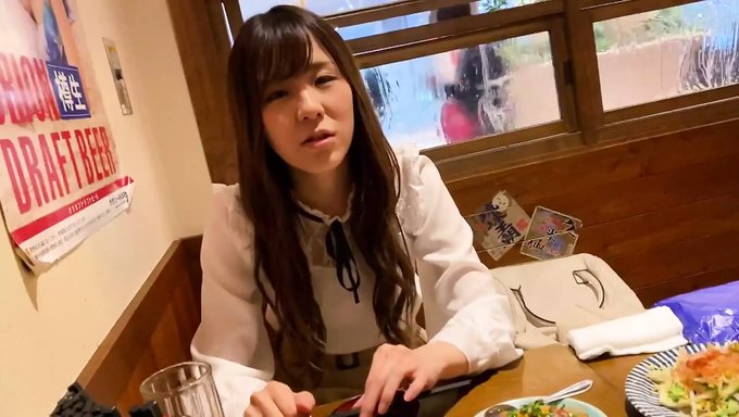 日本荡妇mashiro被操并被精液覆盖