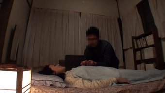 与淫荡的熟女进行传教...