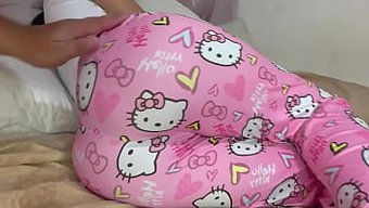 我和继女独处,抓到她...