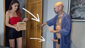 我目不转睛的看着那个...