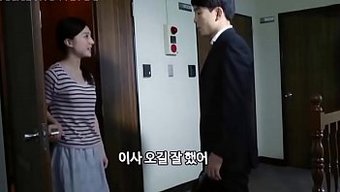 热辣夫妇热情地做爱