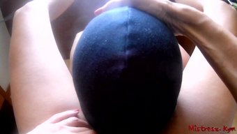 顺从的妻子的pov阴部口交