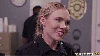 作弊官员成为整个地区共享的肮脏秘密