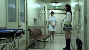 亚洲少女深深的体检导...