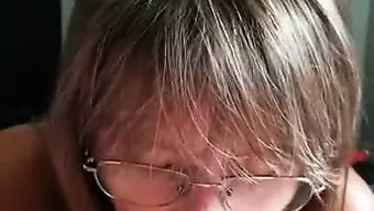 继母在pov口交视频...