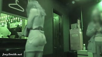 俄罗斯美女大屁股在公...