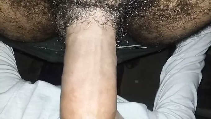 Priya Prasad的热门第二部分视频