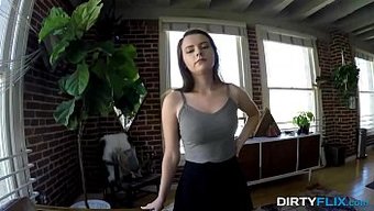 欧洲美女karli ...