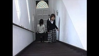 年轻的亚洲少女