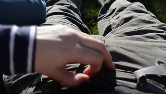 德国熟女在后院手淫