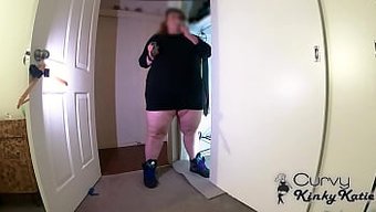 美丽的胖女人熟女在壁...