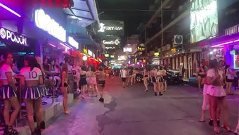 在罪恶之城芭堤雅与泰...